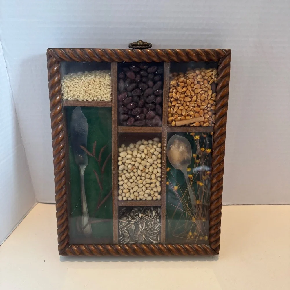 Vtg Cottagecore Farmhouse Shadow Box Wall Art Kitchen Decor Trivet Spoons Wood‎